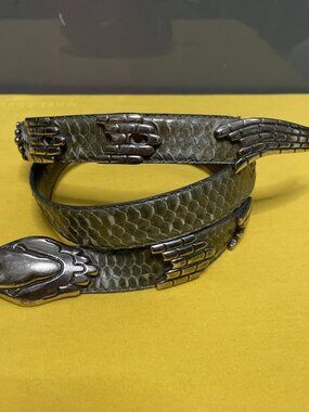 Morgan Taylor Vintage 80s Genuine Snakeskin Snake Belt Medium Green & Silver